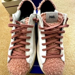 P448 John Pink Shearling Sz 41